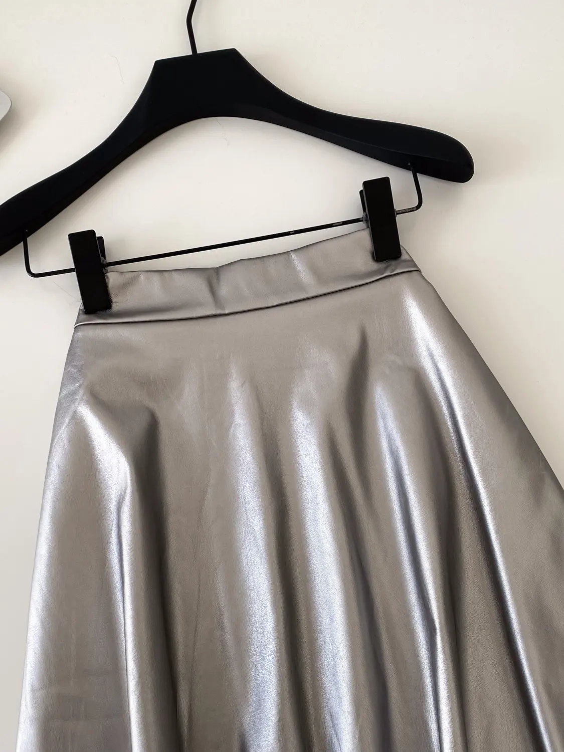 포멀리나 한국 패션 실버 하이웨이스트 A라인 스커트 슬림 메탈릭 미니 스커트 여성용 반짝이는 클럽 파티 스커트 심플 엘레강스