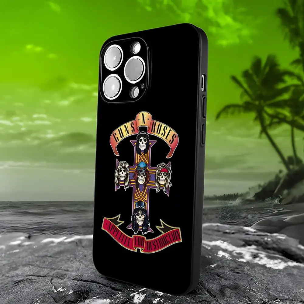 Phone Case Rock Band Gun N Roses Clear For IPhone 15 16 13 Pro Max 14 12 11 Xr X 8 7 6 Plus Luxury Back Cover