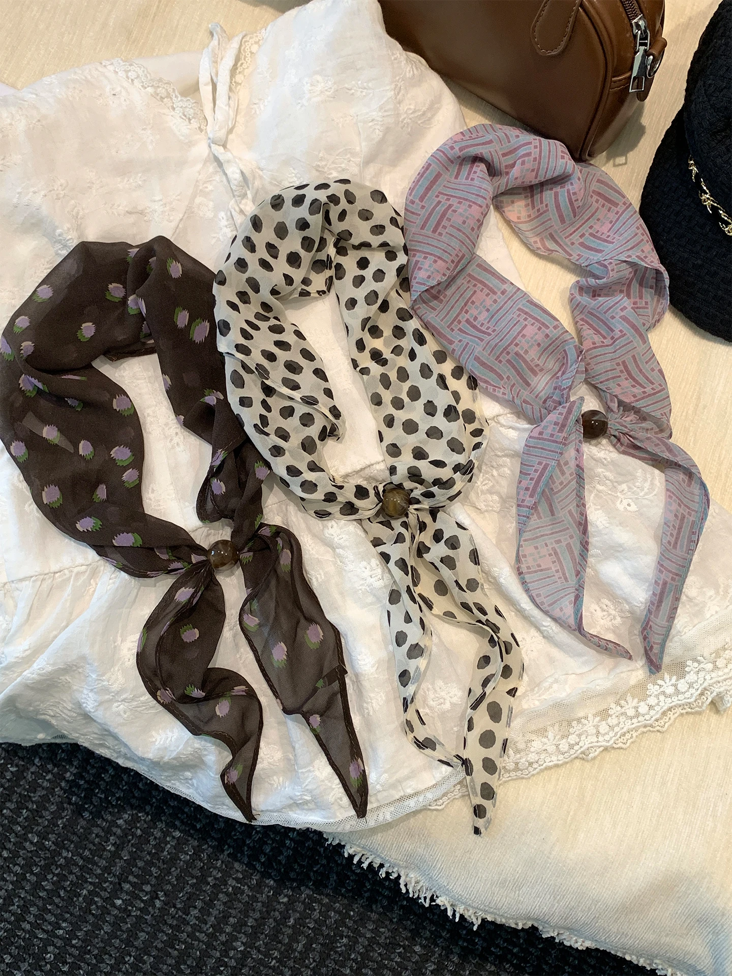 Retro Korean Polka Dot Leopard Print Neck Scarf Women's Fashion Silk Ribbon Long Draping Accessory for Autumn Season