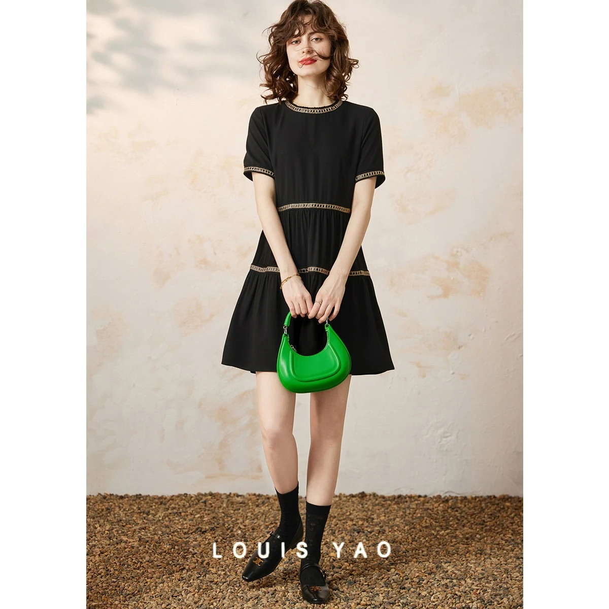 

LOUIS YAO Bow A-line Dress 2025 Summer New Elegant Round Neck Women's Dress Short Sleeve Loose Black Short Dresses