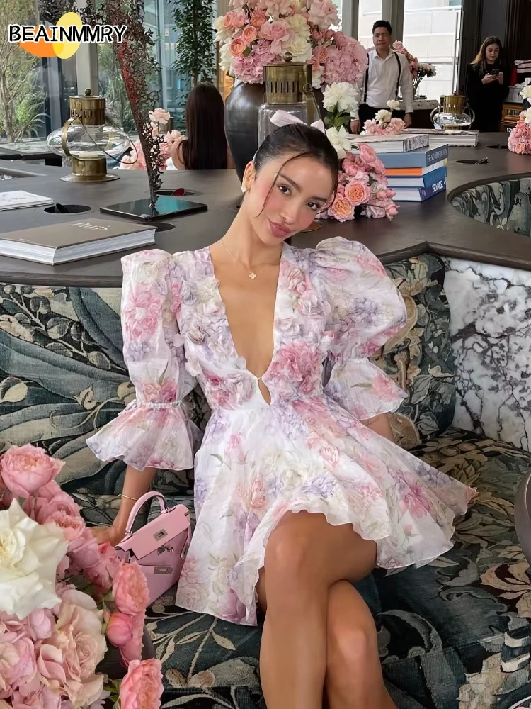 

2025 Women Trendy Printed Party Dresses Elegant Flare Sleeve V Neck Pleated High Waist Vestidos Fashion Lady Chic Evening Gowns