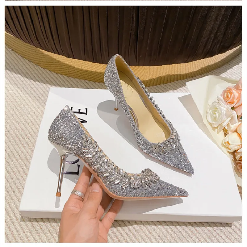 

Autumn new sequin pointed stiletto bridal wedding shoes sexy banquet dress all-match rhinestone large size small size women shoe