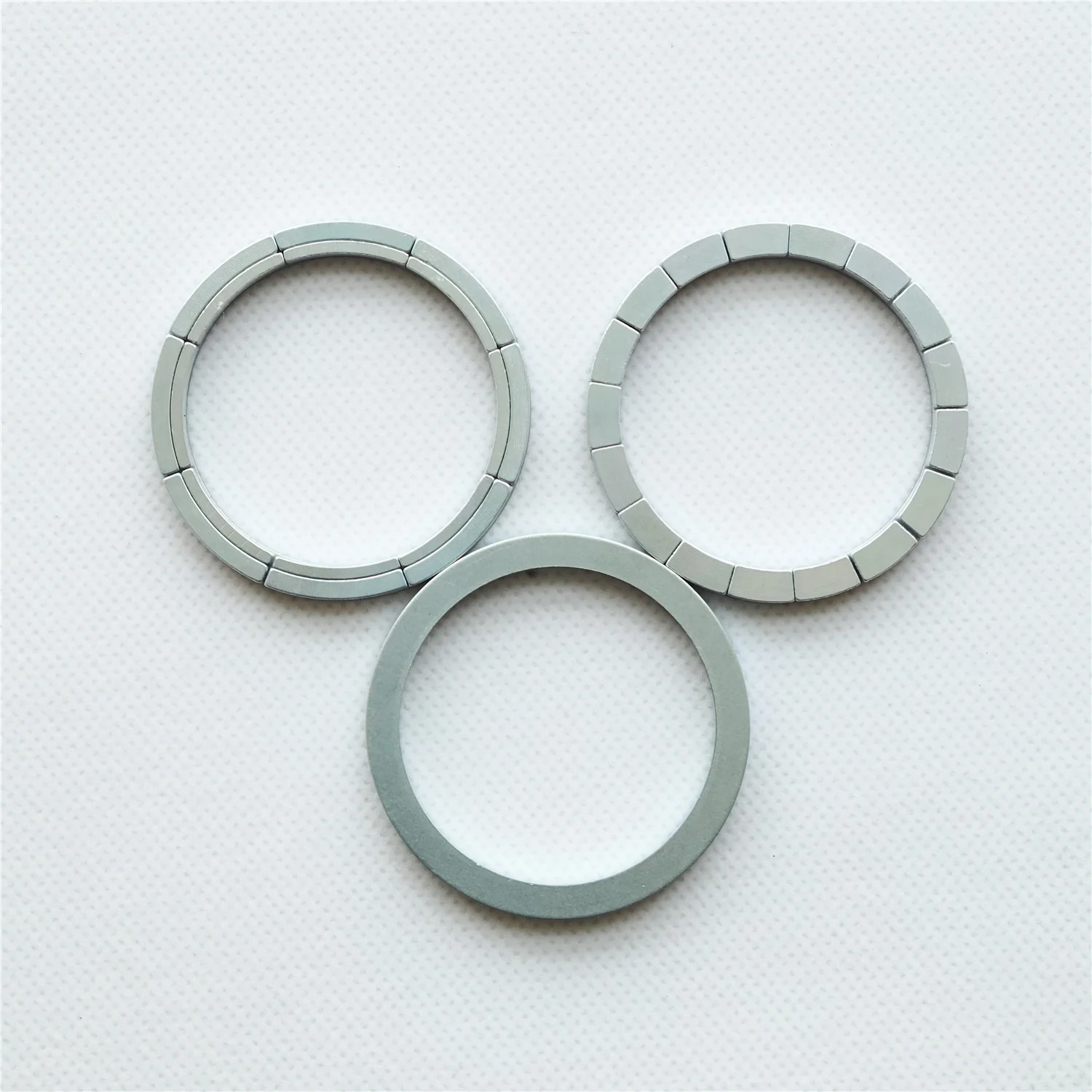 

1/2 Pcs DIY Strong Magnet Magnetic Car Mount Holder Universal Mobile Phone Magnets For Magsafe Wireless Charger 46mm-56mm
