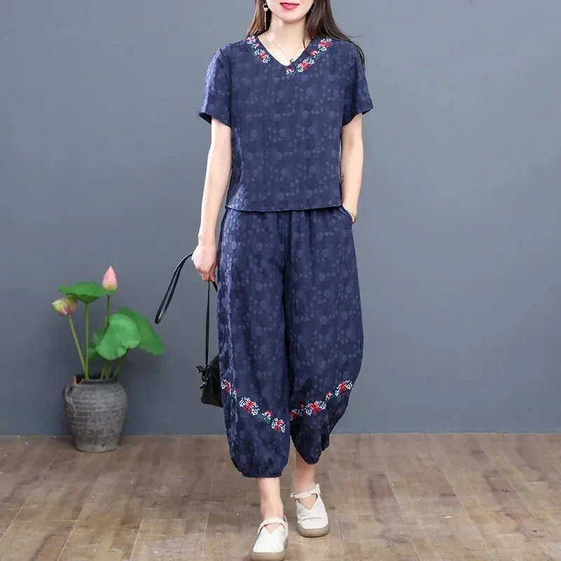 

Women's Plus Size Linen Set Embroidered V Neck Top and Loose Harem Pants Summer