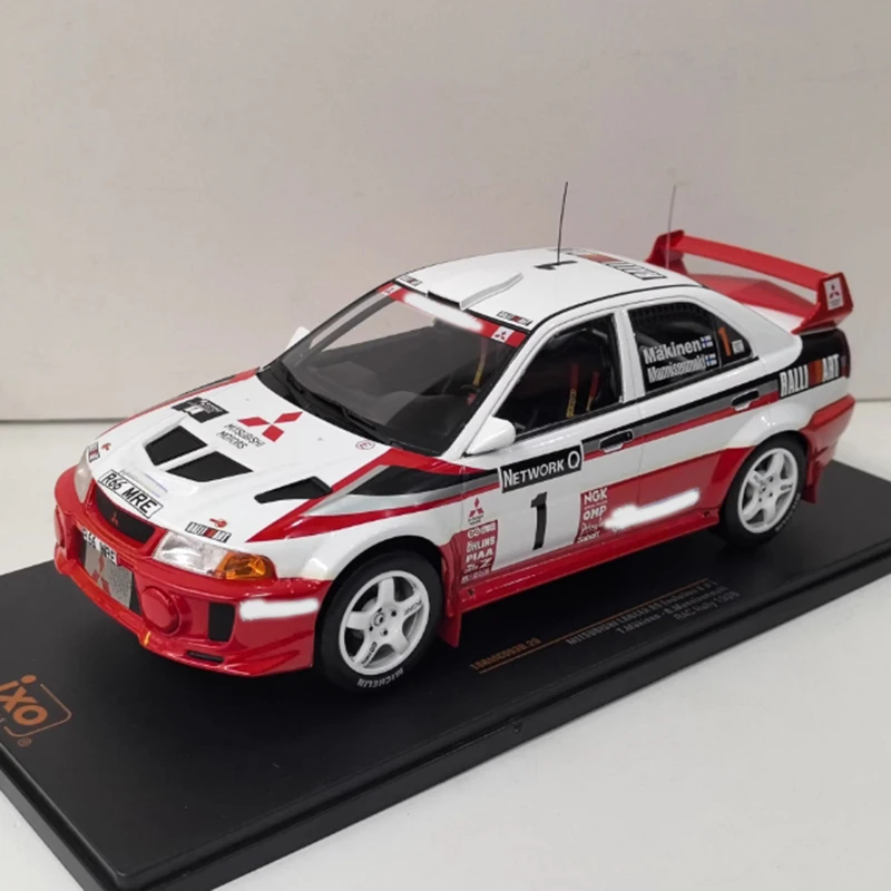 

IXO масштаб 1/18 Lancer EVO V без цветной коробки, имитация сплава, модель автомобиля, статическая коллекция, украшенные праздничные подарки, игрушки, сувенирный подарок