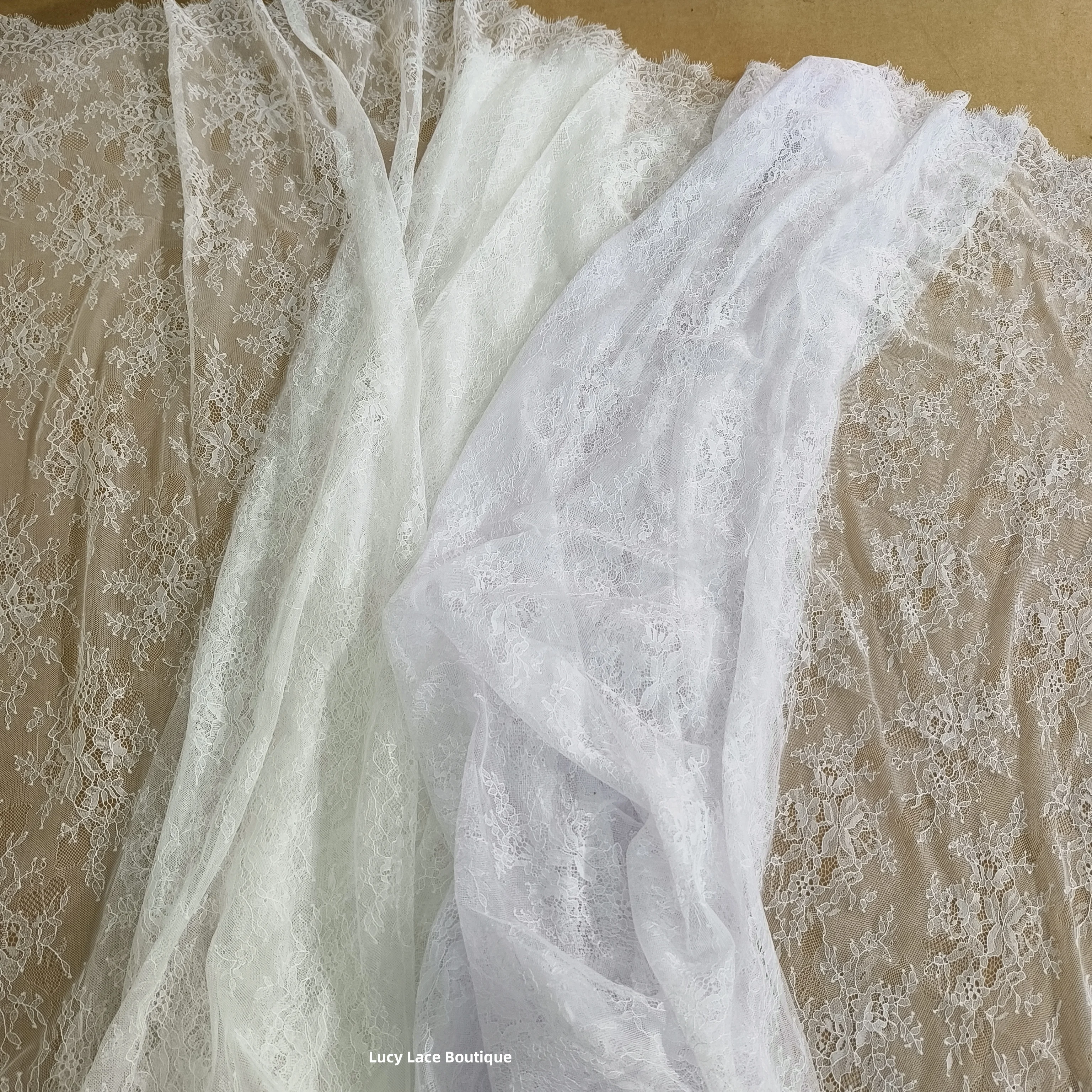 White, Off White, Black in Stock 1.5M Wide Lashes French Chantilly Lace Fabric Pure White Wedding Lace High Quality Bridal Lace
