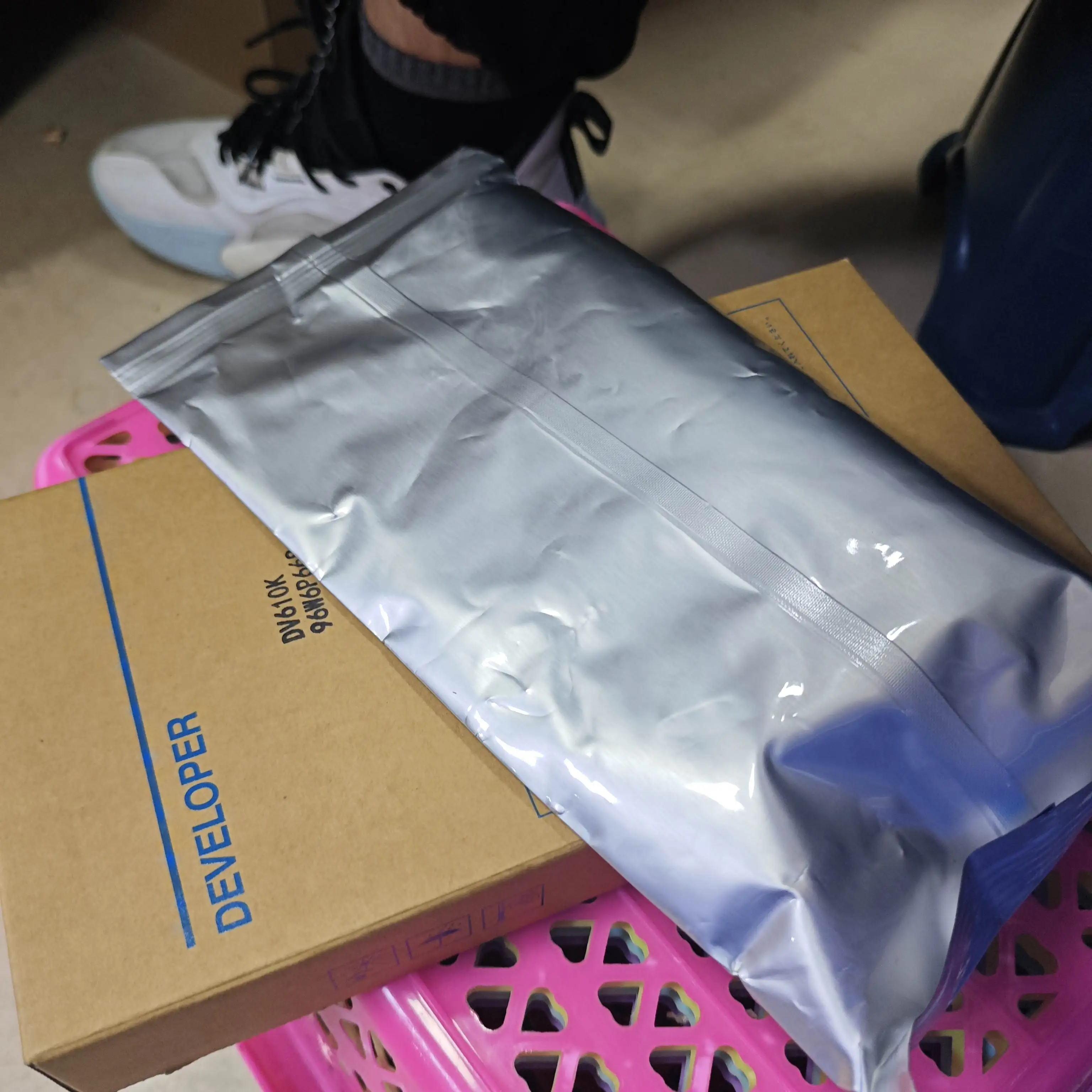 

1pcs. 1100g Original quality DV610 developer for Konica Minolta Bizhub C6501 C6500 C6000 C7000 tron Powder DEVELOPER