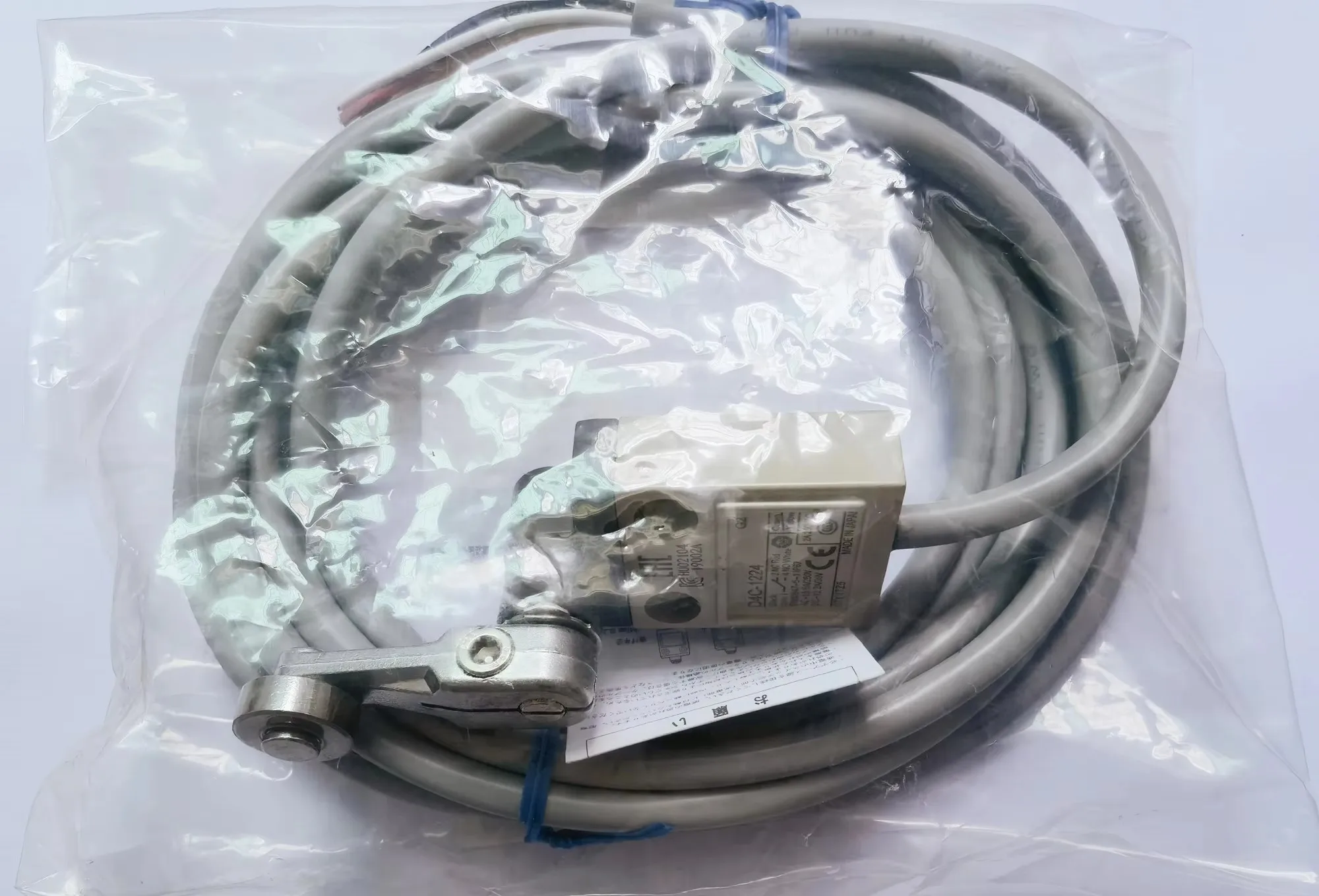 Original neue 100% spot versorgung von hoher qualität und neue linie wasserdicht hub schalter D4C-1224 D4C-1524 D4C-1724 endschalter – Detail 1