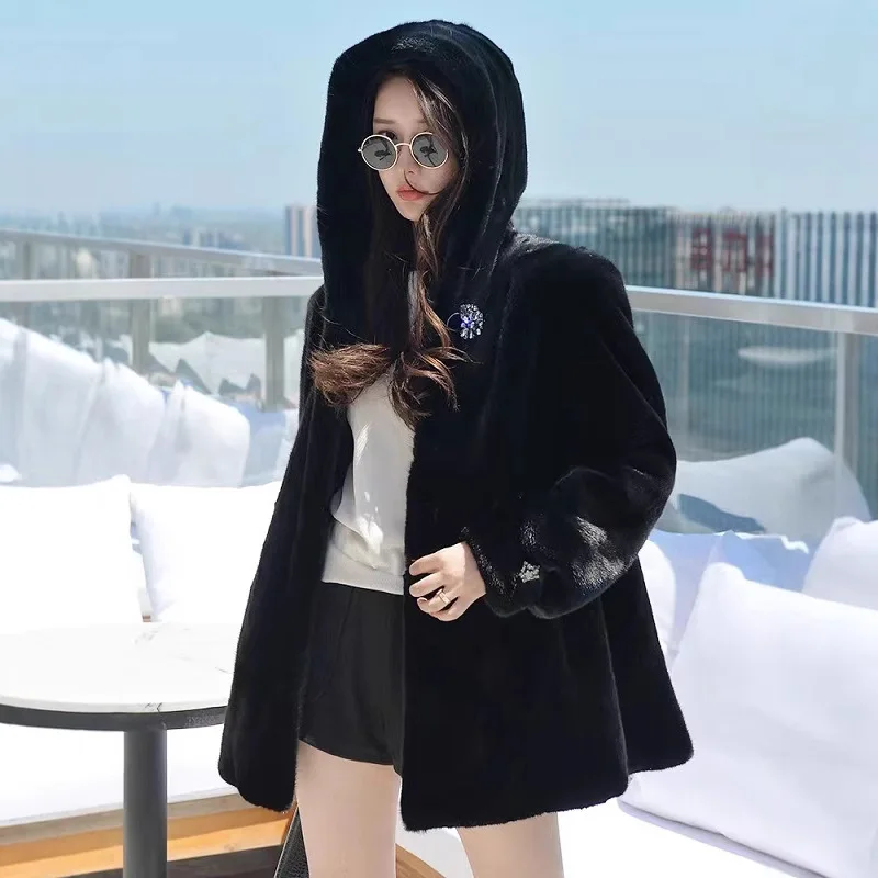 Black Hooded Short Faux Fur Jacket Diamond Decoration Faux Mink Furry Jackets Fluffy Luxury Wave Plush Coats Thick Warm Overcoat