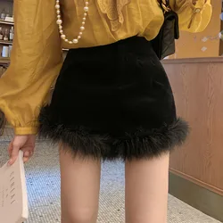 2023 Autumn Winter Shorts Ladies Fashion Streetwear Vintage Style Feathers Trim Party Casual Short Pants Women Elegant Bottoms