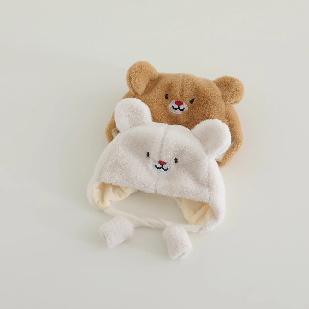Topi Bayi Beruang Kartun Musim Dingin Baru untuk Anak Perempuan dan Laki-laki, Topi Bonnet dengan Bola Pompom dan Penutup Telinga untuk Perlindungan Telinga Anak di Luar Ruangan