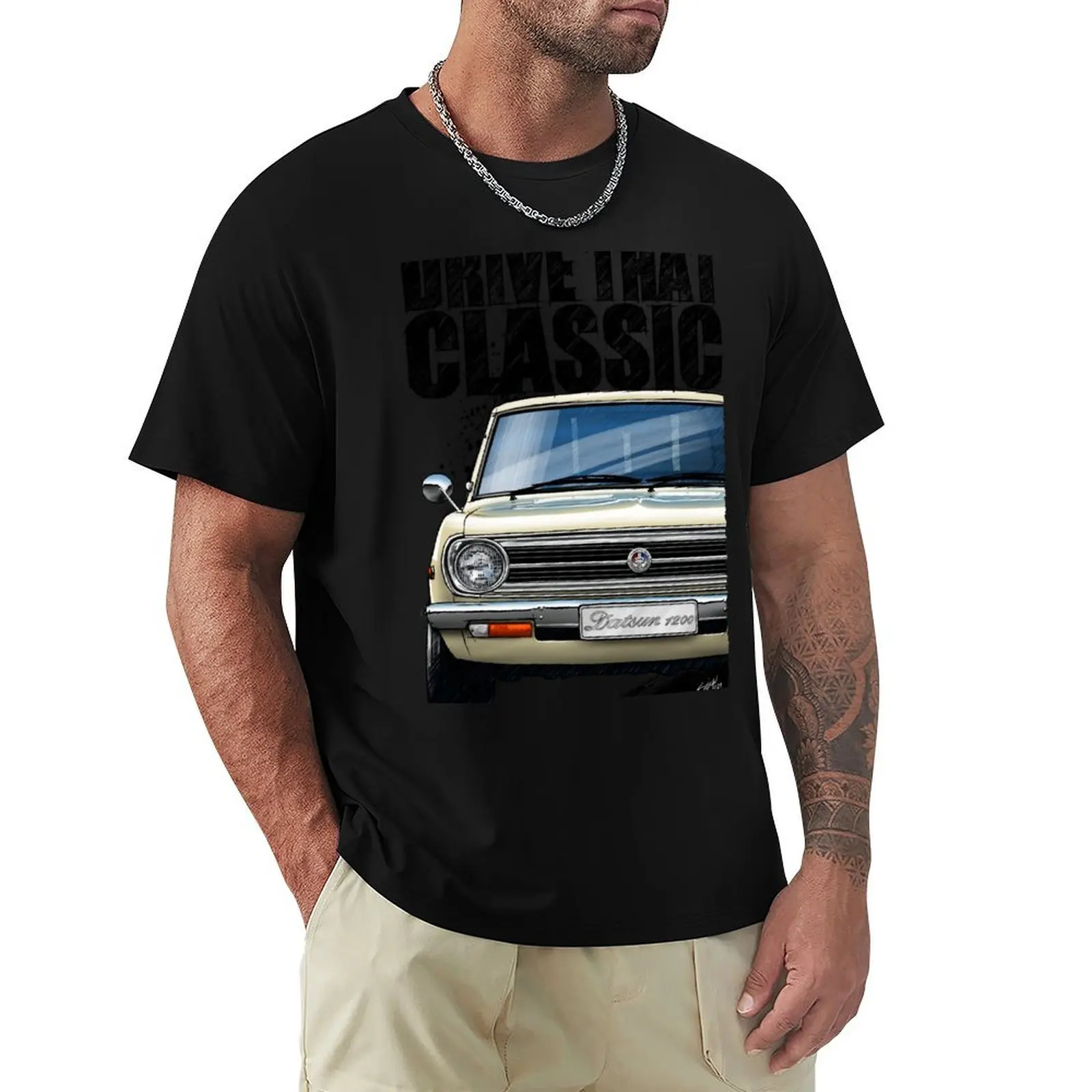 

Drive That Classic featuring the Iconic Datsun 1200 in ivory. (light coloured background) T-Shirt