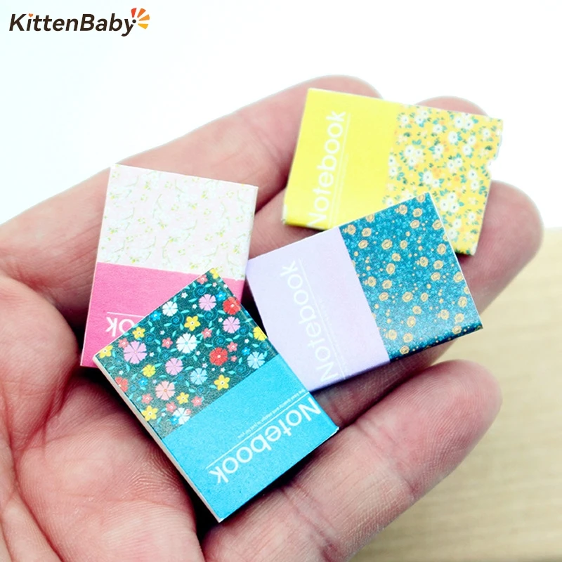 4Pcs/Set Mini Cartoon Exercise Book Model For Dollhouse Accessories Study Decoration Miniature Items Doll House Holiday Gifts