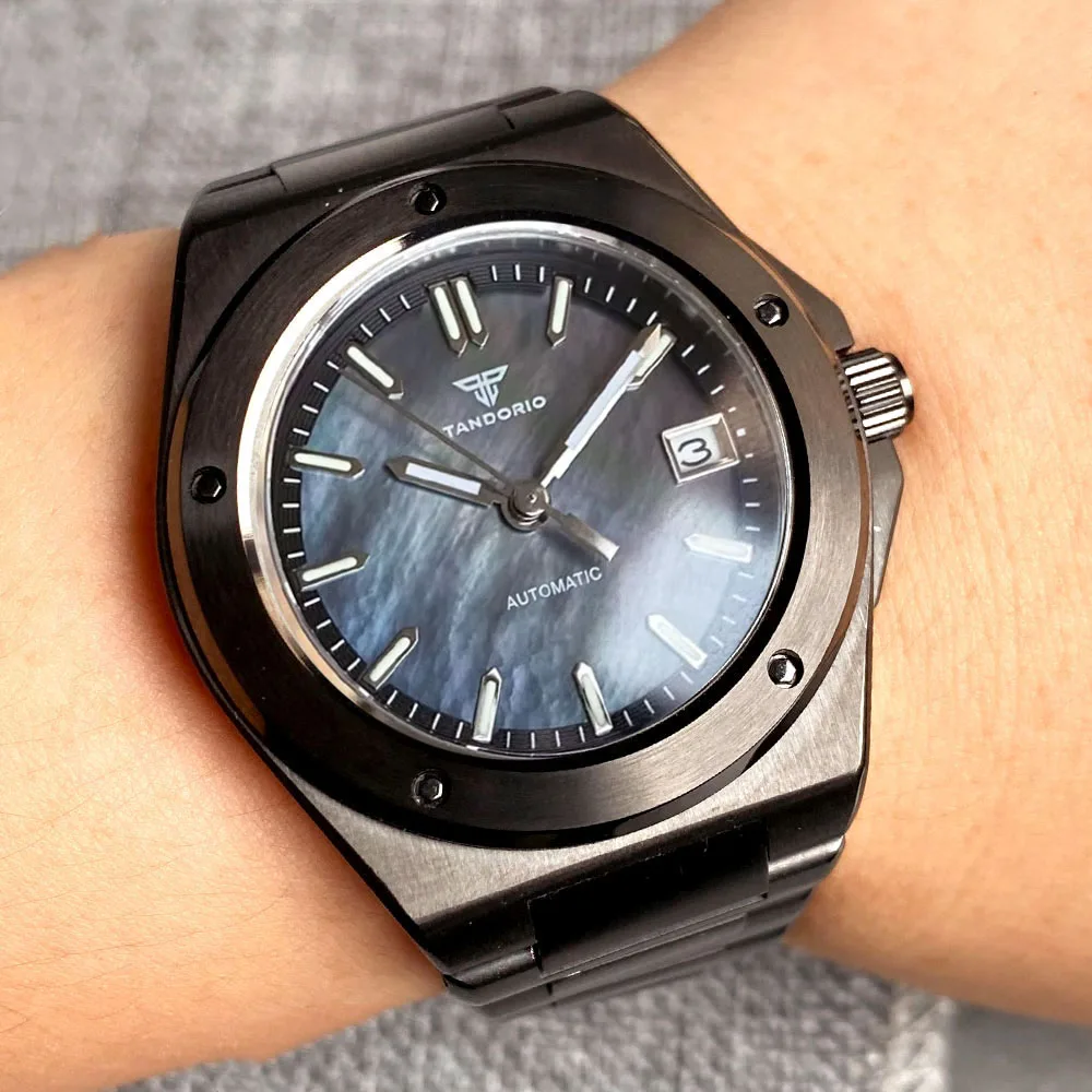 

Tandorio 200M Diving 40mm Black PVD Case Shell Dial Lume NH35 Automatic Men Watch Sapphire Glass Stainless Steel Bracelet