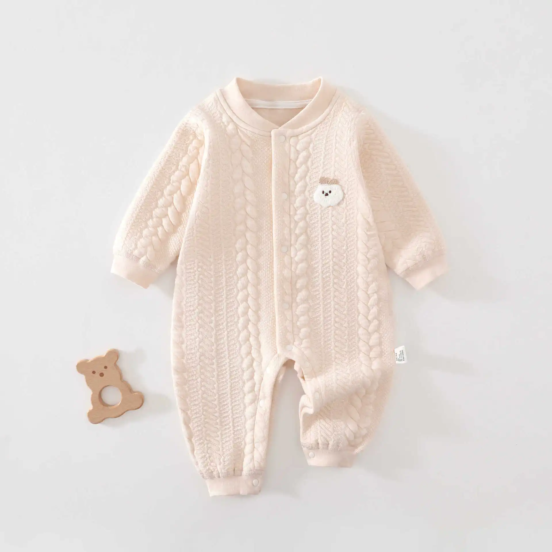 Thick and Warm Jumpsuit for Newborns in Autumn and Winter, Solid Color Jumpsuit and Pajamas for Newborns Aged 0-18 Months