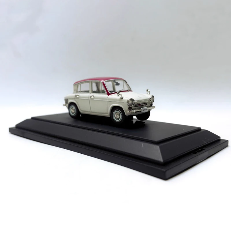 دييكاست الأصلي 1:43 مقياس كارول 360 سبيكة نموذج محاكاة الديكور الكلاسيكي الهوايات الهدايا التذكارية هدية جمع عرض ثابت