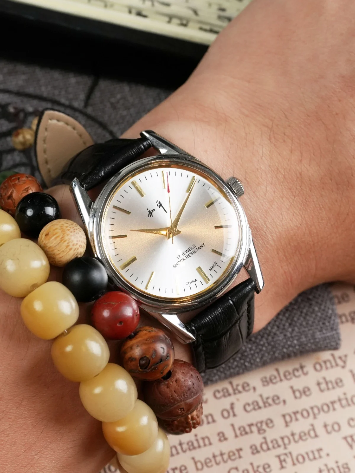 Shanghai Diamond Brand Watch Peace Commemorative Watch Men's Mechanical Watch Manual Winding New Genuine Brand Stock