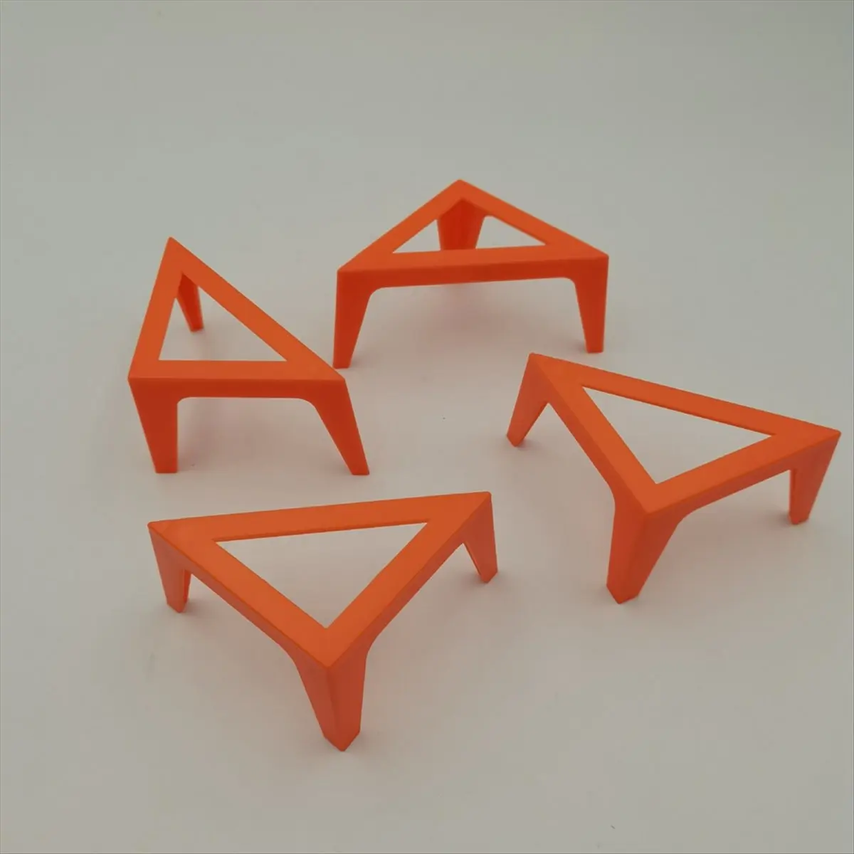 A003 4PC Canvas Stands for Acrylic Paints Pouring Painter Feet Risers Support Stand Drawing Board Tripod Support Board Tool C