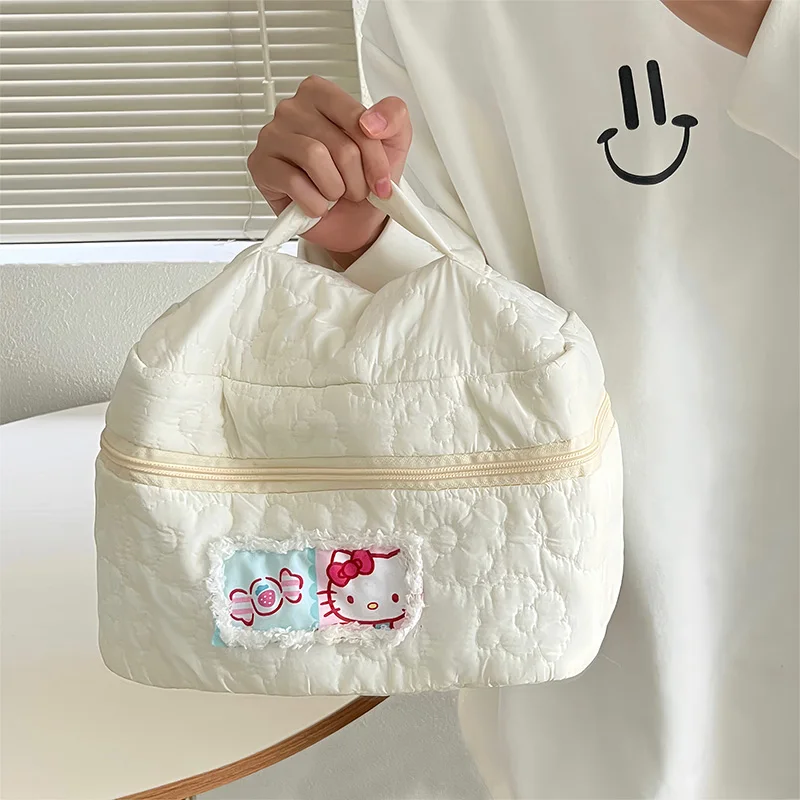 Sanrio Kawaii Hello Kitty My Melody Cinnamoroll borse per cosmetici Girly borsa da toilette portatile da viaggio di grande capacità