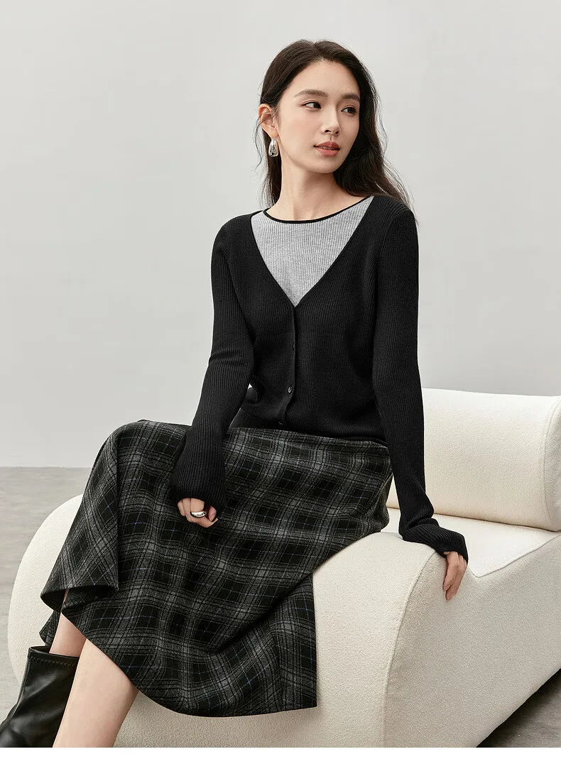 SENTUBILA Wool Patchwork Spliced Pullovers for Women 2024 Autumn New Casual O Neck Slim Fit Long Sleeve Cozy Knitwear W43H57563