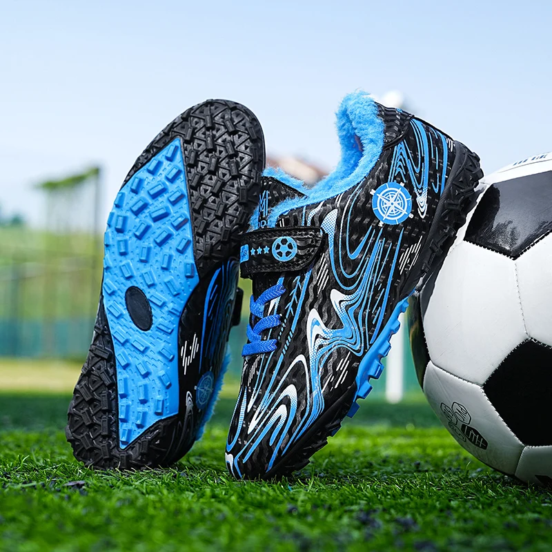 

New High-quality Childrens Football Shoes for Autumn and Winter Durable Running Sports Shoes Lightweight and Flexible Nail Shoes