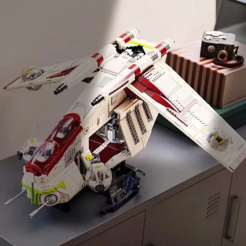 new-moc-white-battle-spaceship-vehicle-model-home-ornament-building-blocks-holiday-gift