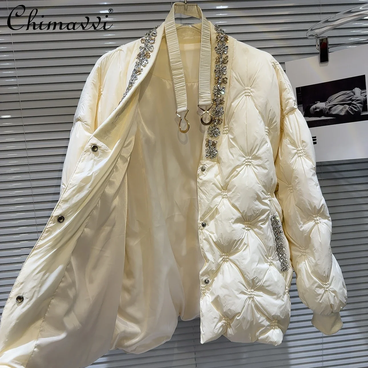 Winter New Heavy Rhinestone Beads V-neck Edge Waist Warm Down Jacket Women's Loose Long-sleeved Elegant Sweet Girl Down Coat