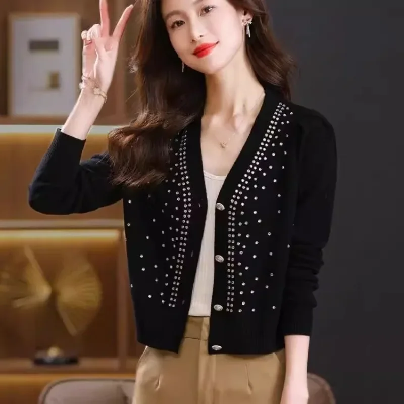 Spring Autumn 2025 Women's New Solid Color V Neck Button Rhinestone Knit Cardigan Exquisite European Youthful Elegant Trendy