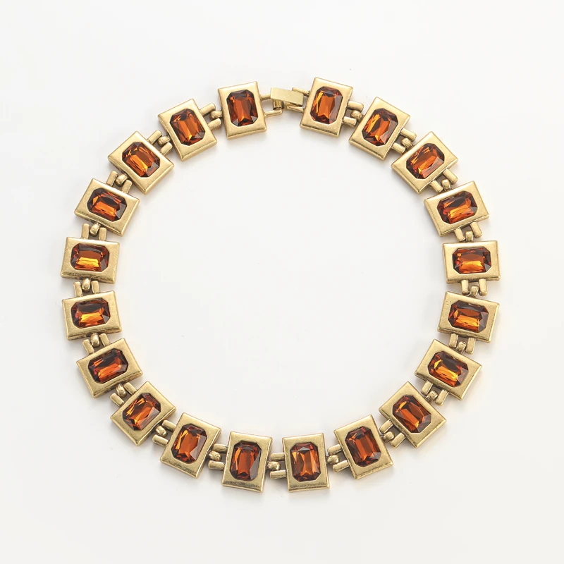 Vintage Retro Sqaure Orange Crystal Choker Necklaces Gold Color For Woman Antique Luxury Designer Jewelry Accessories Summer