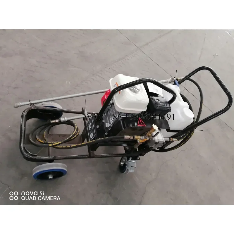 Wmwmnu for Longshun High Efficiency Emulsified Asphalt Spreader Engine Bitumen Sprayer Truck Road