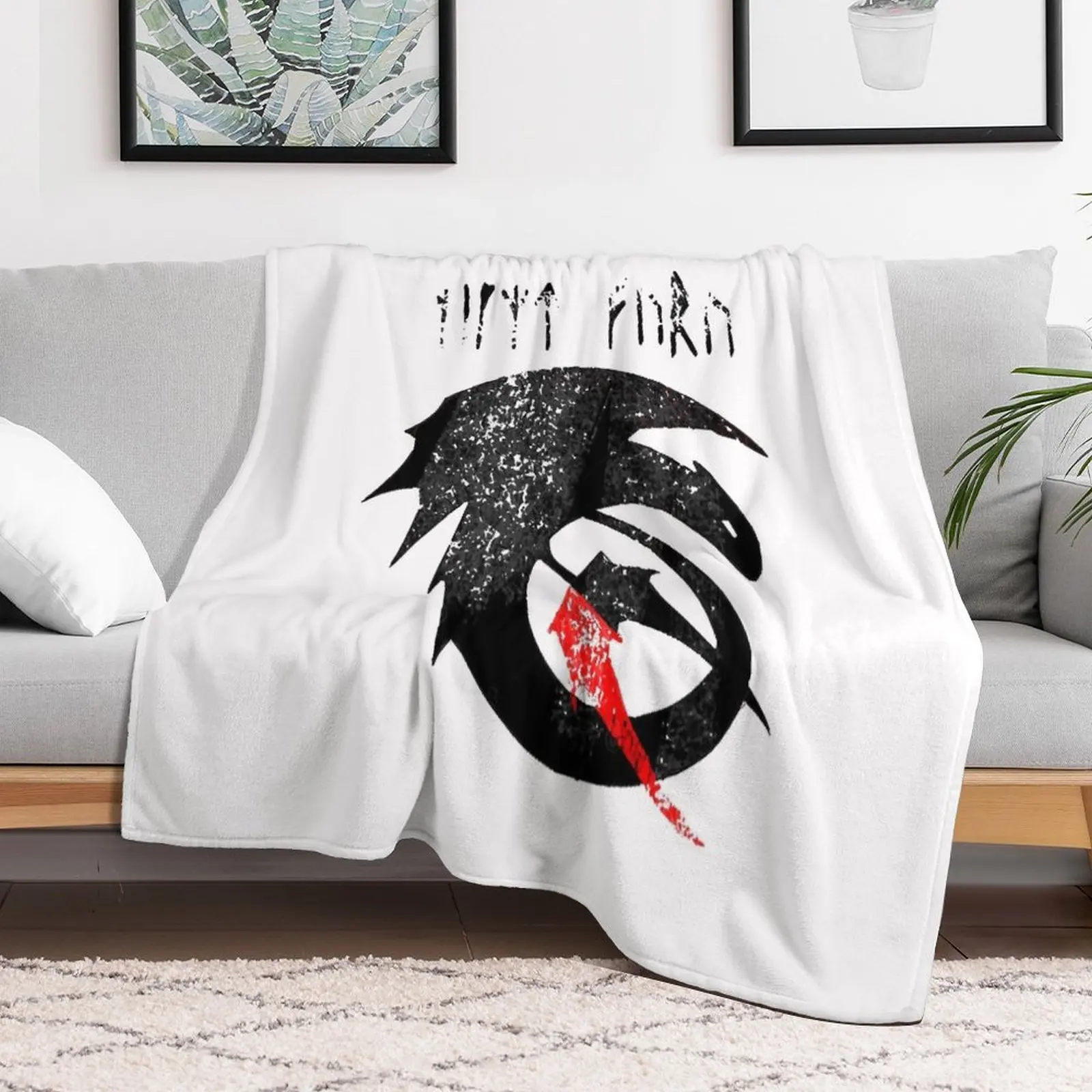 

HTTYD Strike Class Symbol Throw Blanket Thins Large Moving Hairy Blankets