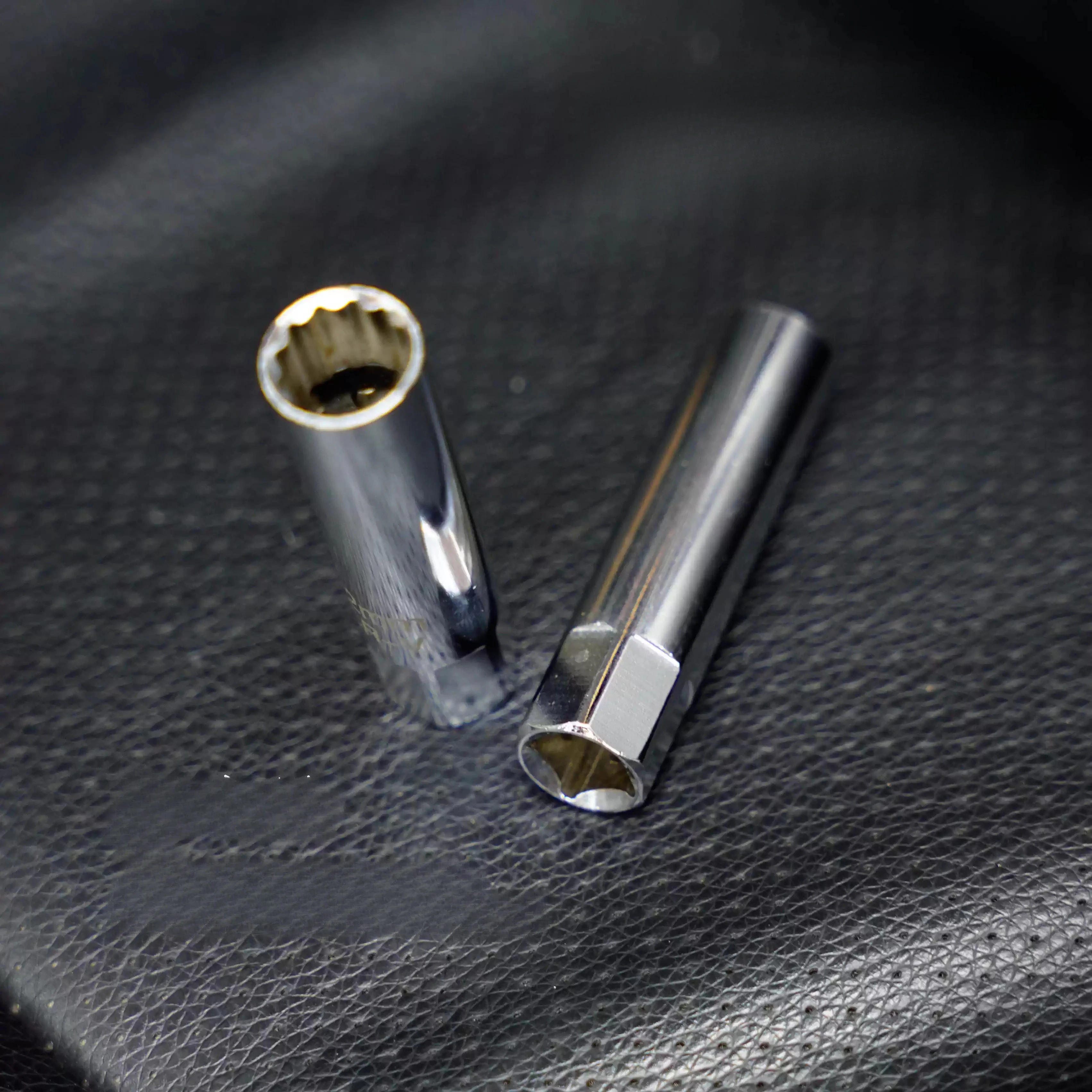 

1pcs For Ducati V4 Spark Plug Removal Tool