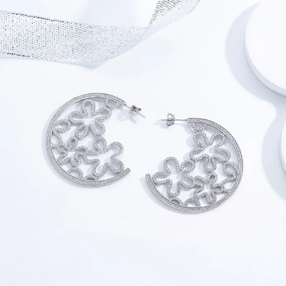 2023 New Micro Inlaid Full Diamond Hollow Flower Earrings Women's Pure Silver European and American Minimalist and Niche