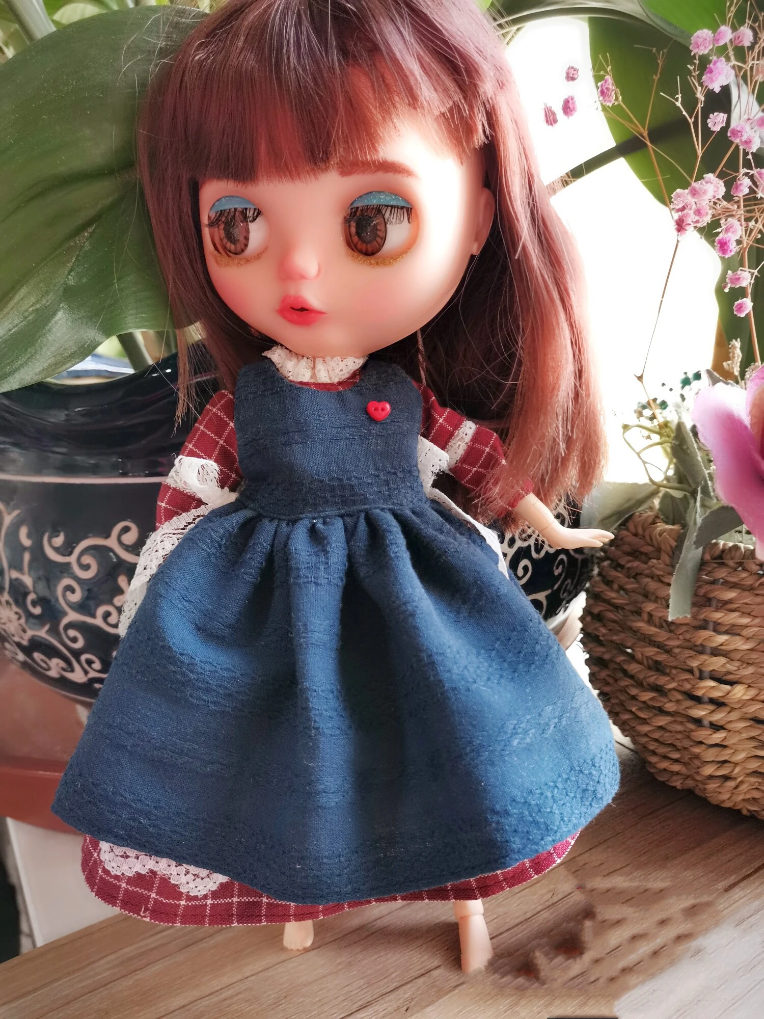 Blythe-ropa bordada a mano, vestido a cuadros rojos, falda de chaleco jacquard azul, 1/6, 30cm, BJD, anime girl (Fit Pullip,Ob24, Licca)