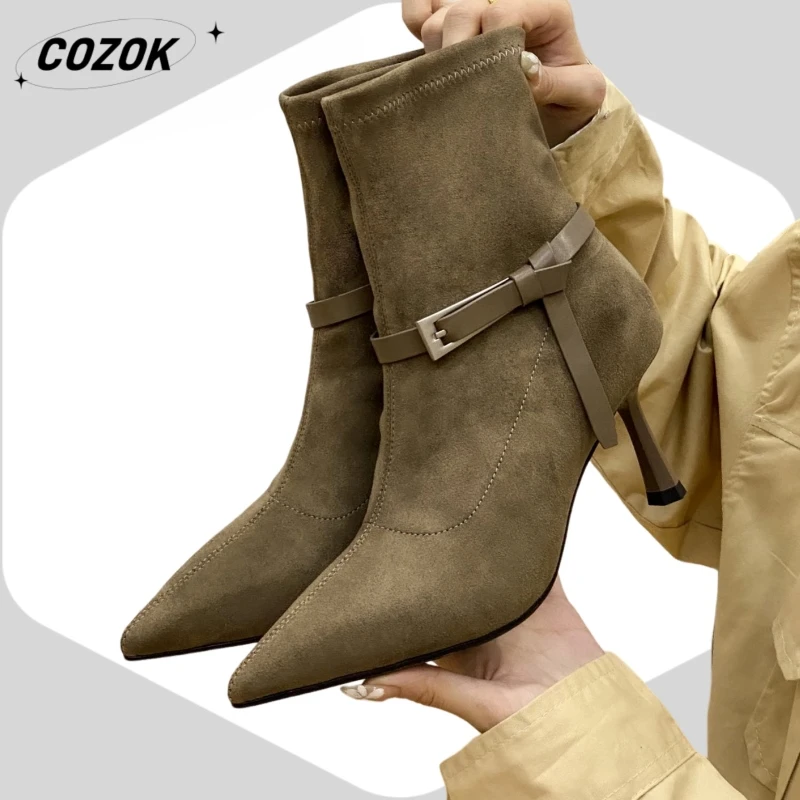 

Новинка 25 года, расширенные износостойкие банкетные туфли на высоком каблуке из натуральной кожи в стиле ретро, модные, высококачественные, изысканные, красивые AD1026