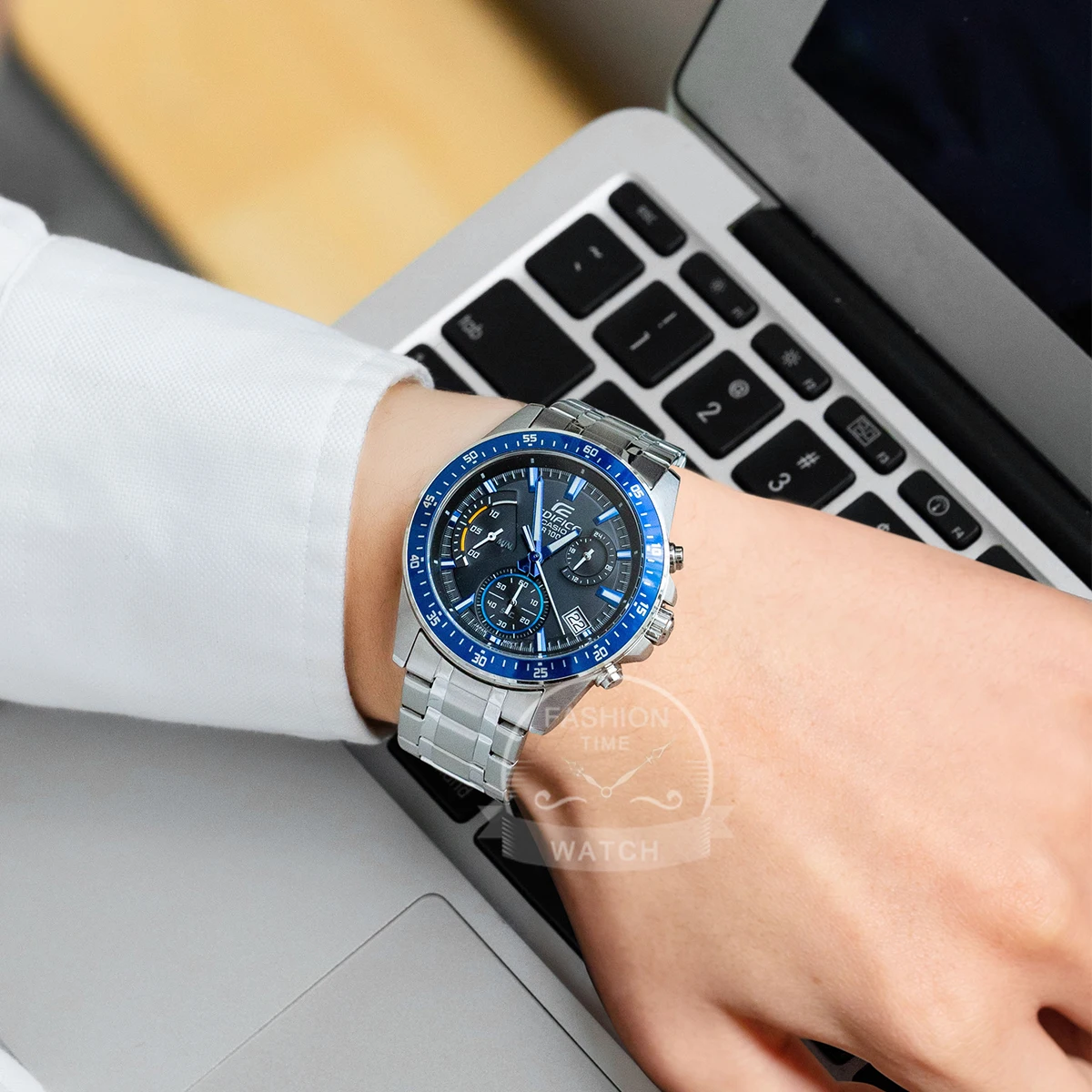 Casio Edifice Series Brand Luxury Quartz Waterproof commercial affairs Large dial Three-eye design reloj hombre EFV-540