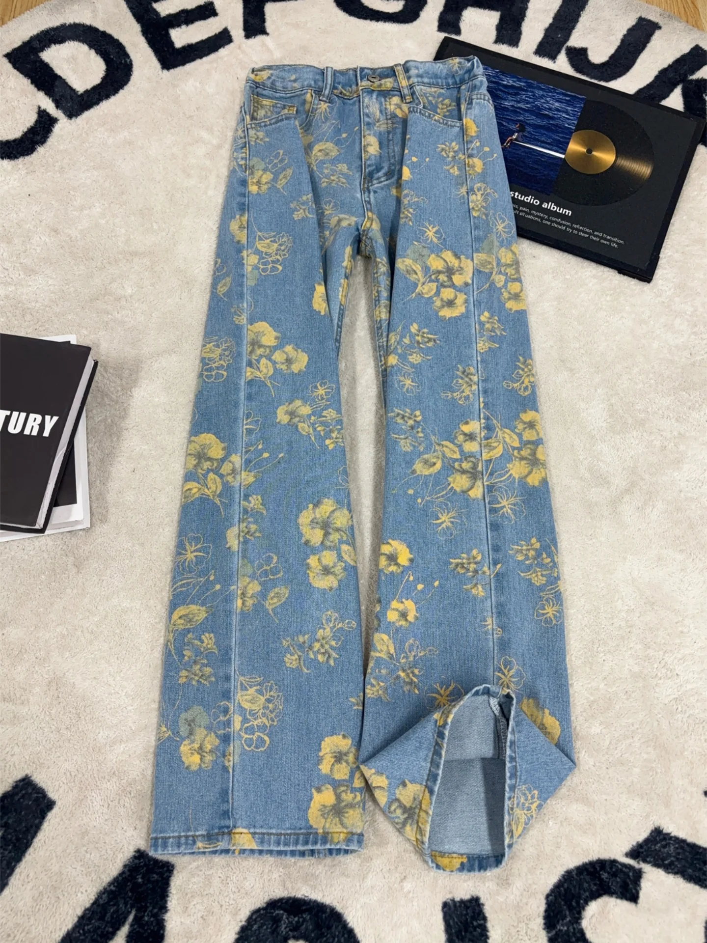 

Мужские джинсы с цветочным принтом, широкие, прямые, свободные, слегка расклешенные, удлиненные, повседневные, из хлопкового денима, в стиле High Street