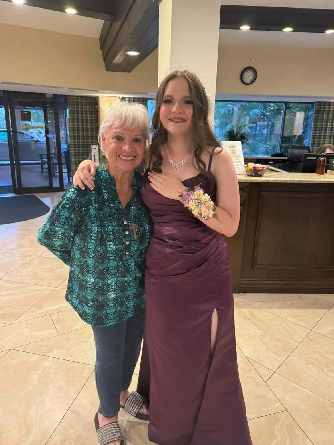 レディース カウルネック サテン プロムドレス スリット入り ロング マーメイド フォーマル ブライズメイドドレス