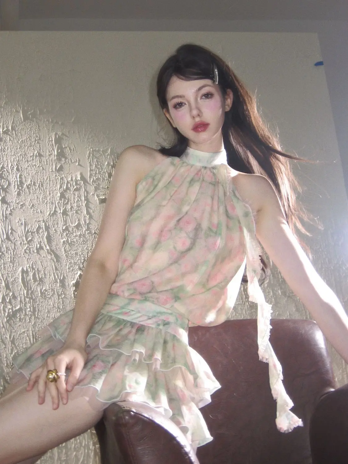 French Retro Elegant Floral Design Sleeveless Halter Neck Chiffon Vest Cake Layered Skirt 2-piece Set