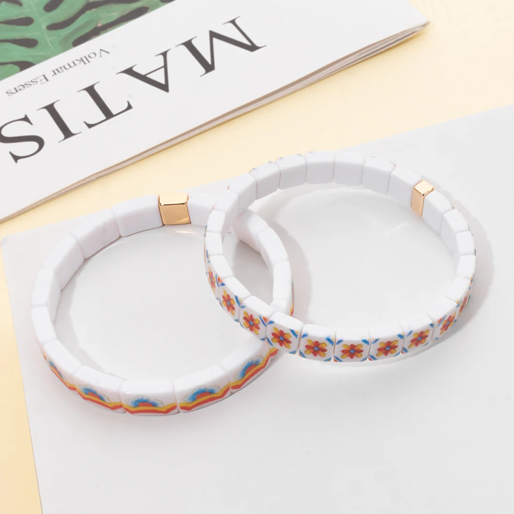 2024 New Arrivals Textured Acrylic Women Bracelet Colorful Pattern Elastic Beads Bangle Fashion Jewelry Accessories
