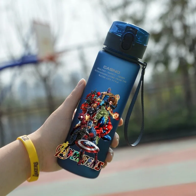 560 مل زجاجة مياه مارفل سبايدرمان هالك الرجل الحديدي كابتن أمريكا بنين كارتون أكواب شرب بلاستيكية للأطفال والكبار زجاج ماء #6