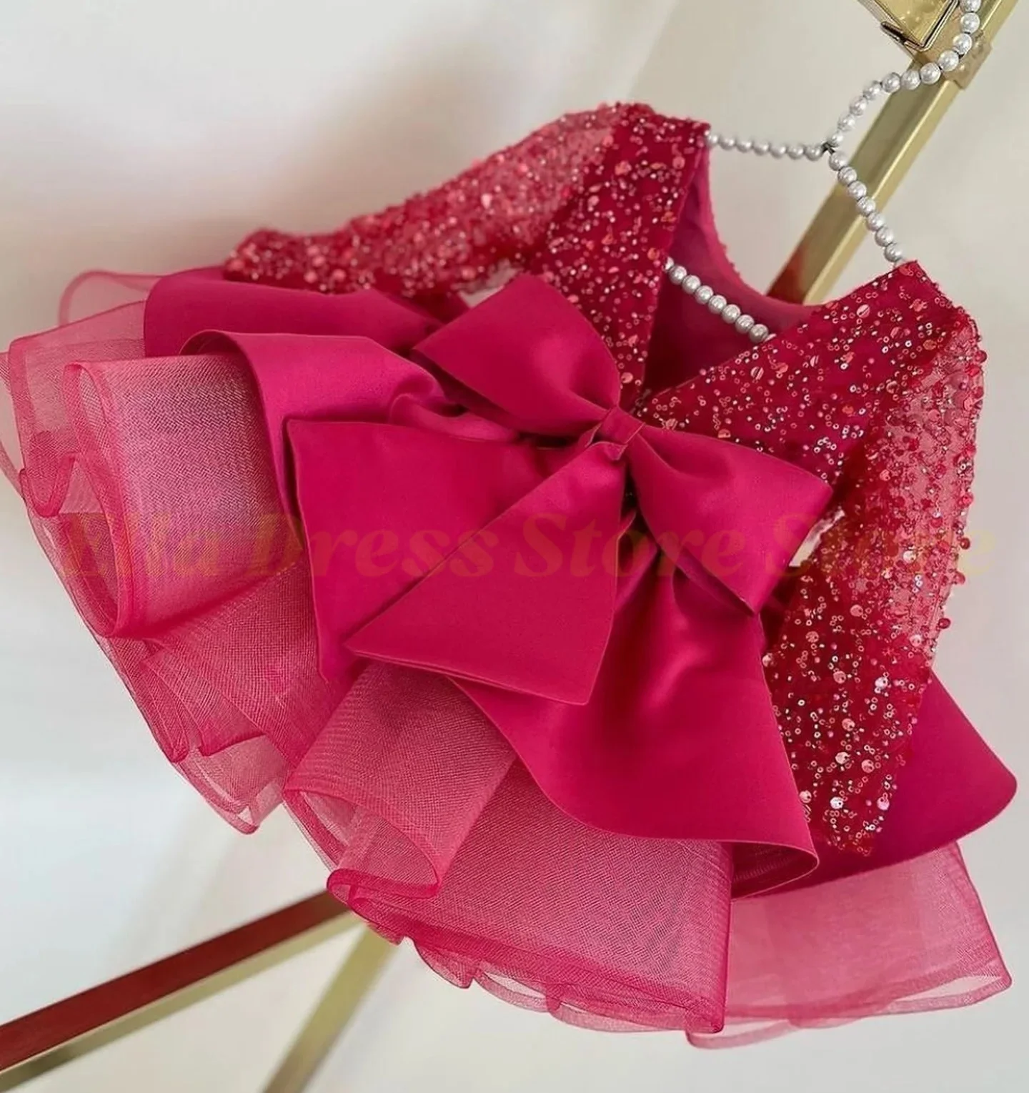 Blumenmädchenkleid mit Cape Prinzessinnen-Ballkleid Baby-Mädchen Geburtstagsparty-Kleider Glitzer Erstkommunionkleid Maßgeschneidert Großhandel – Detail 4