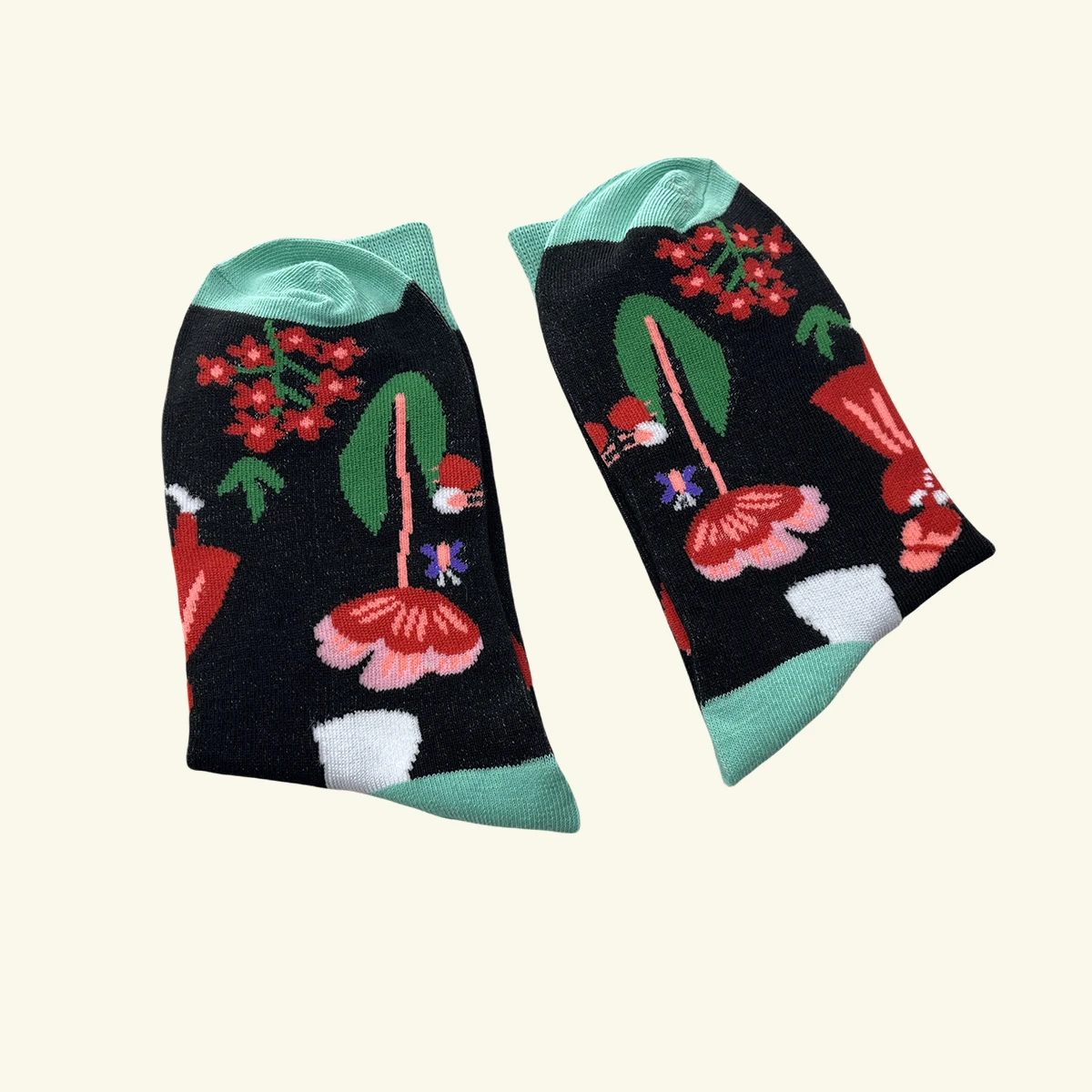 1 Pair Women\'s Flower Mushroom Pattern Mid-calf Socks Suit In All Seasons For Daily