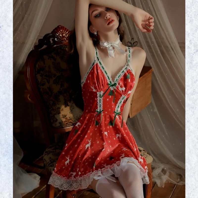 

Сексуальная рождественская ночная рубашка с глубоким V-образным вырезом, очаровательная бархатная женская пижама, кружевная ночная рубашка на бретельках, игривая женская домашняя ночная рубашка, красная
