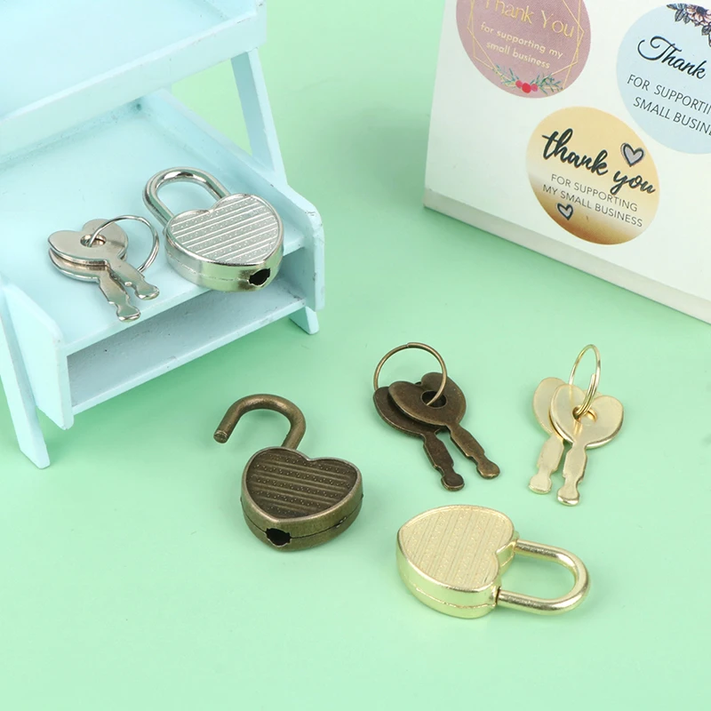 1Set Heart Shape Padlocks Mini Luggage Hardware Locks With Key Lock For Travel Wedding Jewelry Box Diary Book Suitcase