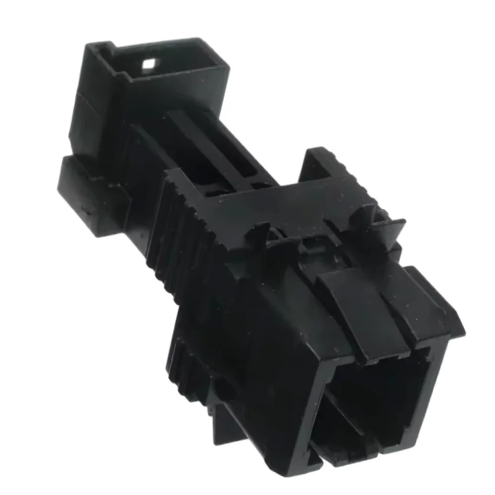 

4 Pins Brake Light Switch Lamp for BMW 128i 135i 2008–2013 61358360881 SLS323