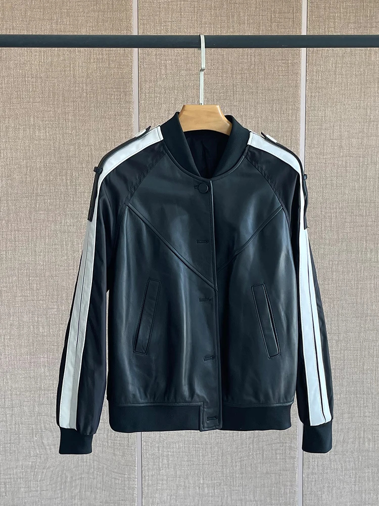 カジュアルシープスキンショートジャケット女性のブラックホワイトストライプレザーコート春秋 V ネック長袖通勤スタイル