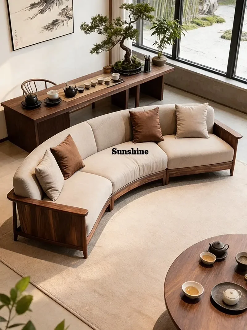 

Модель гостиной YVilla в новом китайском стиле: изогнутый тканевый диван из массива черного ореха.