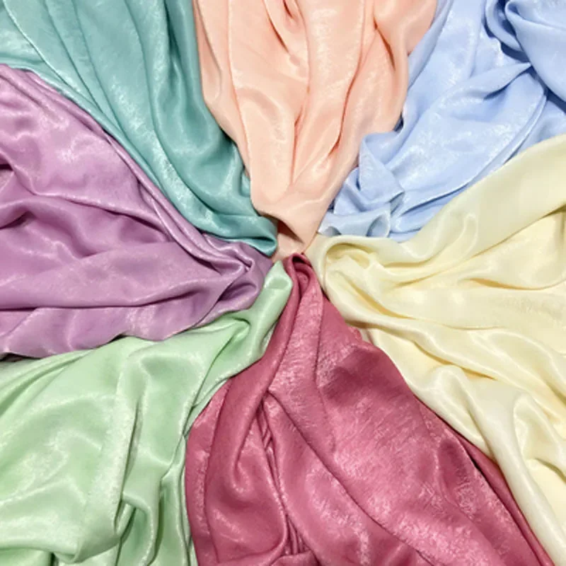 Satin Crepe Chiffon Fabric Fluorescent Satin Glazed Brocade High-grade Impermeable Chiffon Dress