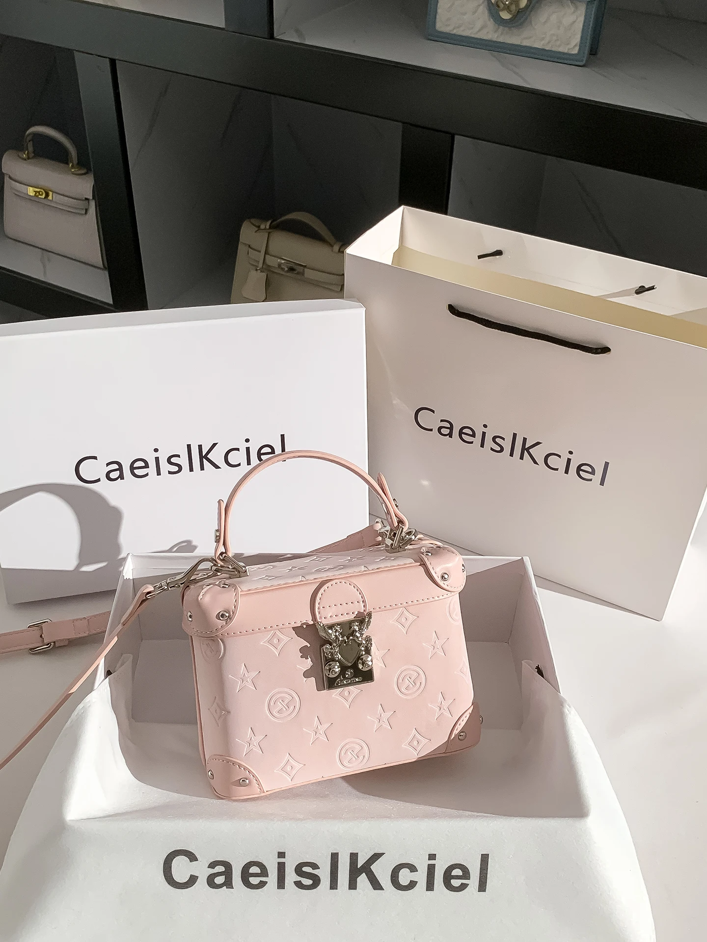 sac-a-main-elegant-caeislkciel-pour-femme-rose-prune-glacee-gaufre-petit-format-carre-tendance-ete-2026-decontracte-et-loisirs